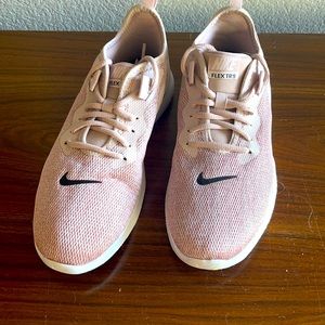 Women’s Nikes - size 8